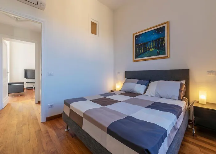 Guesthost - Trastevere Luxury With Terrace Apartament Rzym