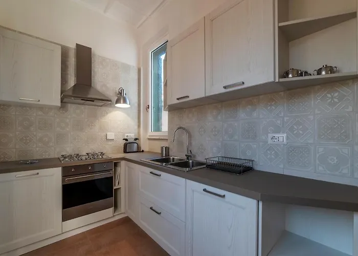 Apartament Guesthost - Trastevere Luxury With Terrace *