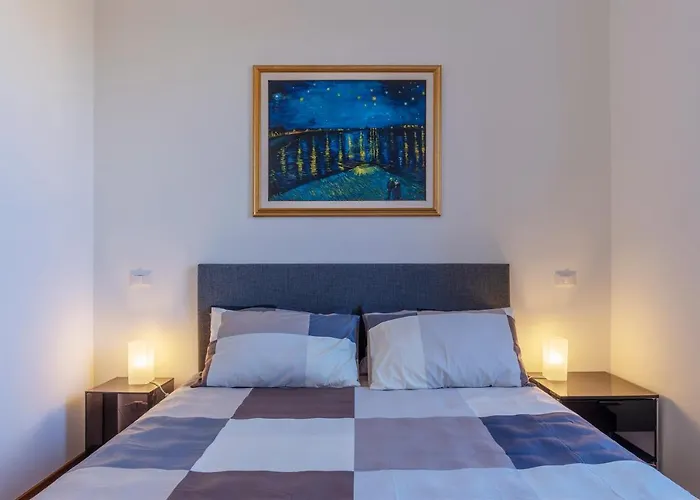 Apartament Guesthost - Trastevere Luxury With Terrace *