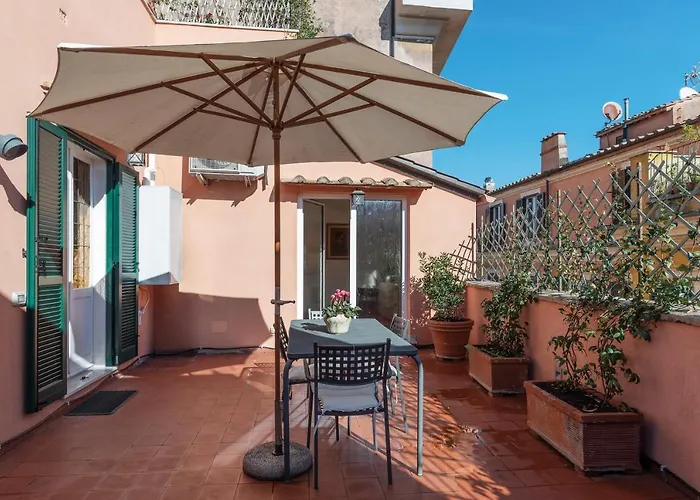 Apartament Guesthost - Trastevere Luxury With Terrace *